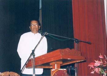 2003.01 04 - Akta Patra Pradanaya ( credential ceremony) at citi hall in Kurunegala about The C17