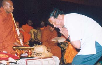 2003.01 04 - Akta Patra Pradanaya ( credential ceremony) at citi hall in Kurunegala about The C23