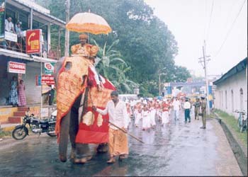 2003.01 04 - Akta Patra Pradanaya ( credential ceremony) at citi hall in Kurunegala about The C33
