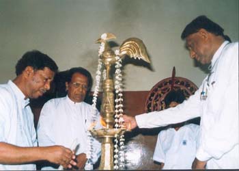2003.01 04 - Akta Patra Pradanaya ( credential ceremony) at citi hall in Kurunegala about The Ch2
