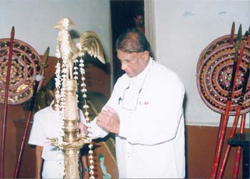 2003.01 04 - Akta Patra Pradanaya ( credential ceremony) at citi hall in Kurunegala about The Ch5