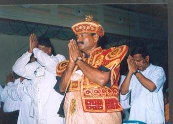 2003.01 04 - Akta Patra Pradanaya(credential ceremony) -The cheif monk for the African continent 