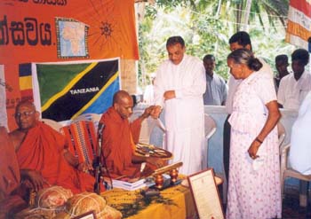 2003.01.23 - Akta Patra Pradanaya at sri visuddharamaya in Kurunegala (2)