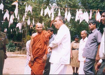 2003.01.23 - Akta Patra Pradanaya at sri visuddharamaya in Kurunegala (5)