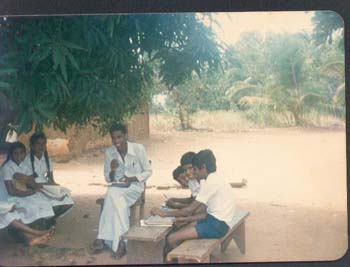 1986 Before become monk teach and observe sil at Sri Bodhirukkarama temple in Rajangane (2)