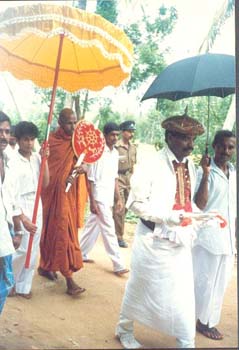 1996 August gettng honuroury certificate from Sangha sabha