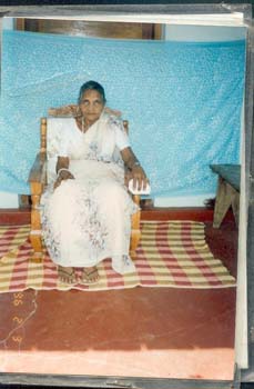 1996 february my mother at home before go to pilgrimage in India
