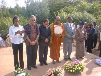 Blessing for Ruwanda - Kigali dead people - June 2006 - 4