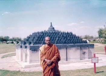 2003 - at Nanhua temple (1)