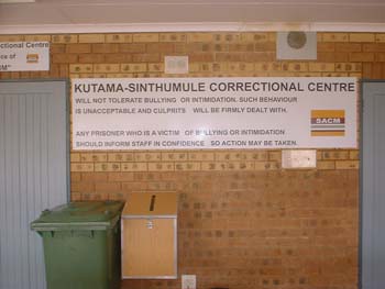 2005 - Prison Retreat at Luvis richart in RSA (2)