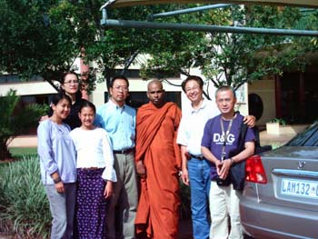 2005 at nanhua temple with Burmese Levie & friends