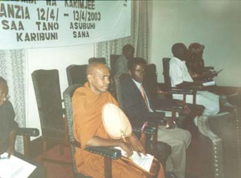 2003.04.13 - at karimji hall meeting at DSM  (1)
