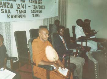 2003.04.13 - at karimji hall meeting at DSM in Tanzania (1)