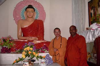 2004.10.03 - at Buddhist temple in Dar es salaam before donating wheel chairs to Government (4)