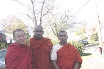2003 - Wat lao temple - katina ceremony (1)