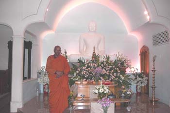 2003 at ven Dhammaratna nahimi's temple at Los Angeles (1)