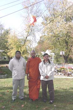 2003 with MP Kaviratna infront of the weaten Buddhist temple in Meryland