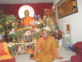 2007 Oct at weaten temple vihara