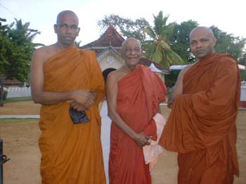 meeting with Devamitta thero at Baddegama temple on 03 June 2006