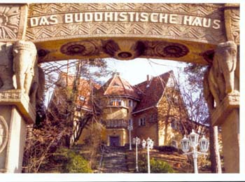 2003 June at Buddhist temple in Berlin (1)
